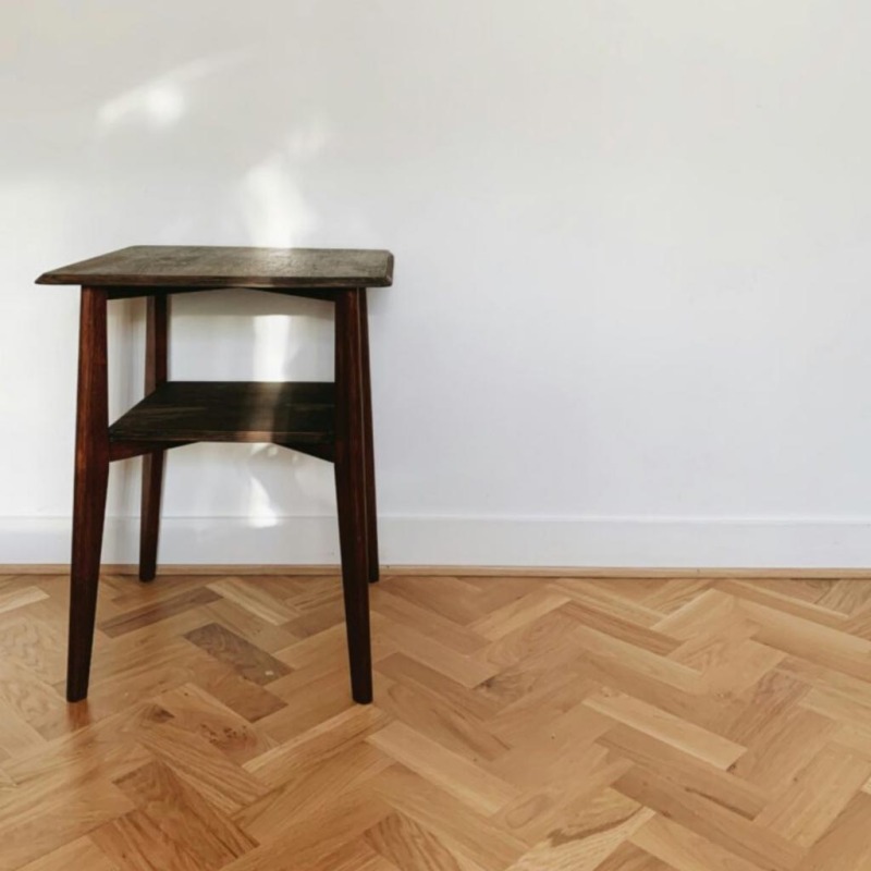 Le carrelage imitation parquet : l’alliance parfaite entre charme du bois et praticité du carrelage